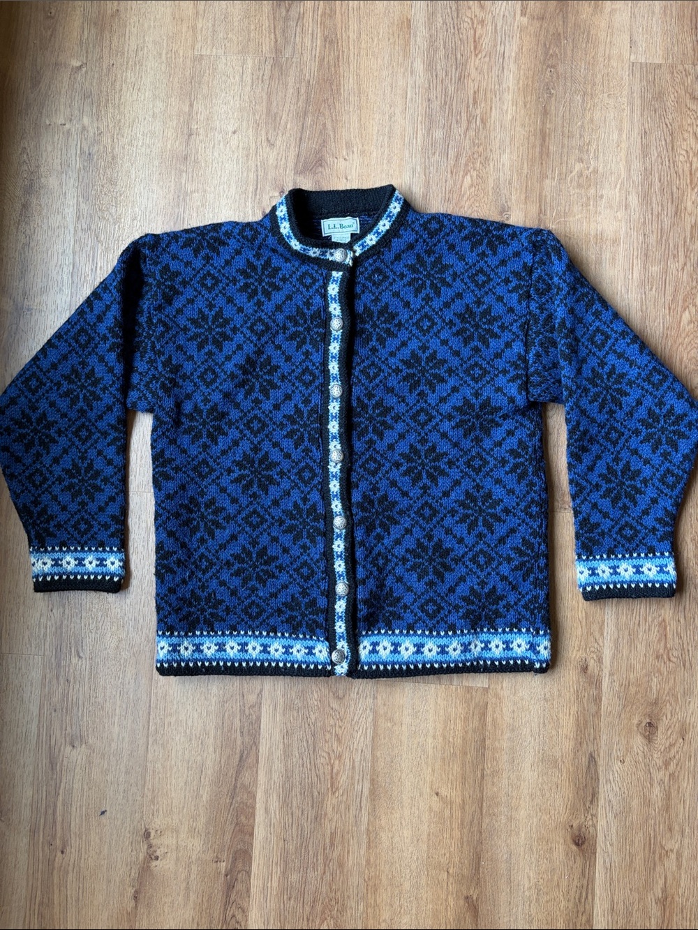 Vintage L.L. Bean Wool Nordic Fair Isle Cardigan Sweater Blue Women’s M USA